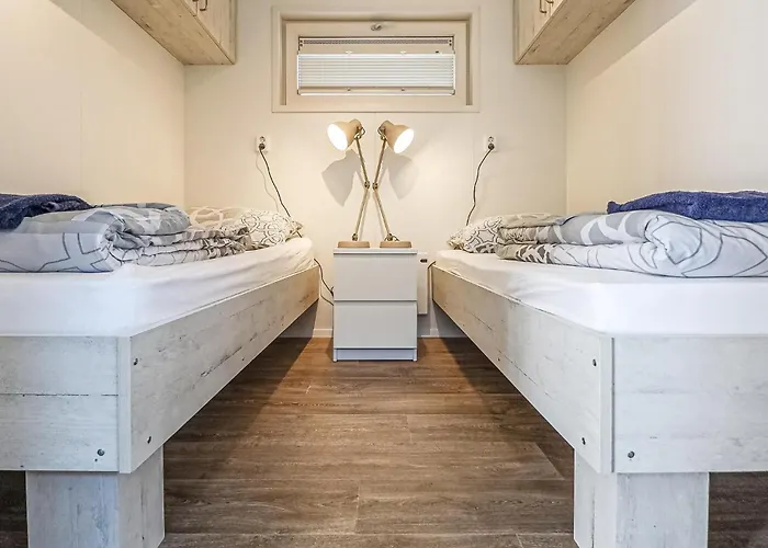 Aqualiving 4* Aalsmeer