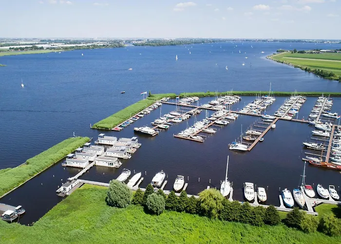 Aqualiving Hotel na wodzie 4*