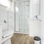 Aqualiving 4*